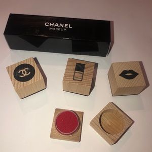 CHANEL Makeup stamp sample